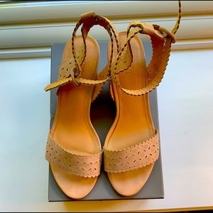 Ann Taylor Loft mid wedge pink vanilla size 10.5